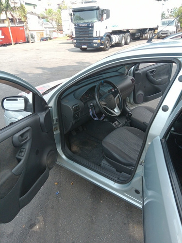 Imagem 11 de 14 de Chevrolet Corsa Sedan Maxx 1.4