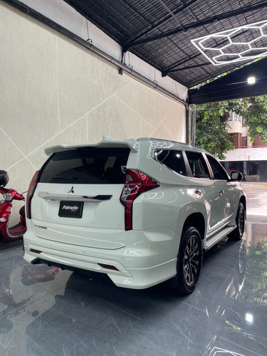 Mitsubishi Montero Sport 2023