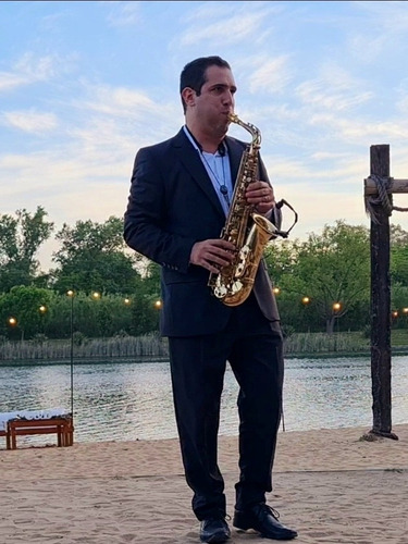 Saxofonista Profesional Show De Saxo Para Eventos Y Fiestas