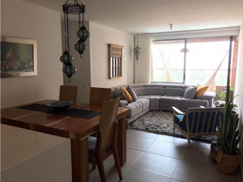 Venta De Apartamento En Sabaneta Zona Plana