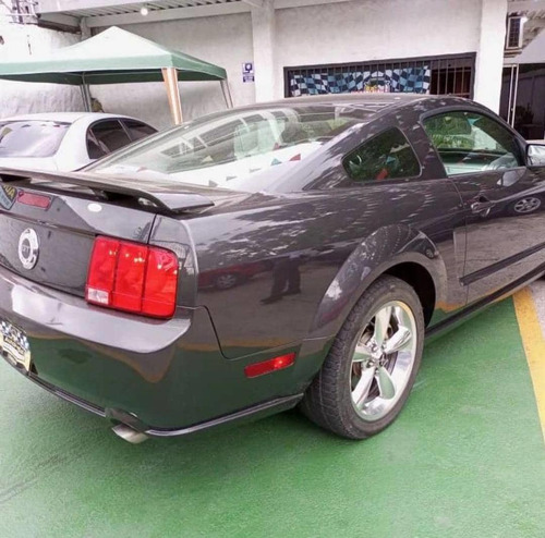 Imagen 8 de 8 de Ford Mustang Sincrónico