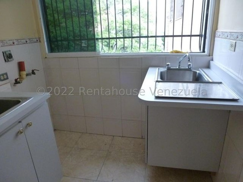 Imagen 18 de 23 de Tibizay Diaz Vende Apartamento En Los Palos Grandes Mls #22-26552