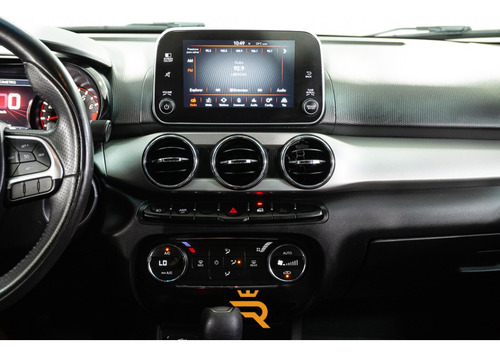 Fiat Cronos 1.8 E.TORQ FLEX HGT AT6