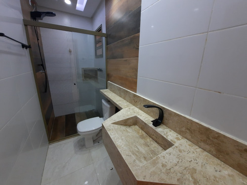Imagem 15 de 21 de Casa Alto Padrão 2 Dormitórios 300 Mts Praia Caiçara Amf500