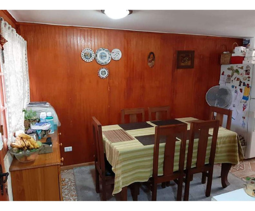 Casa 2 Pisos En Micro Barrio Con Portón Accesos