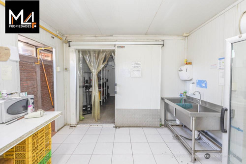 Casa En Venta De 1 Dorm. En Lo Espejo
