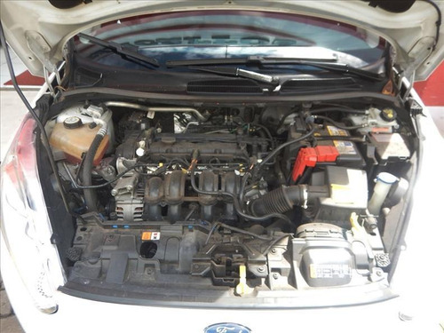 Ford Fiesta Se 1.6 Hatch 16v Flex 4p Manual 2015