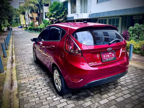 A Cu0tas En Past0, Recib0 Permutas Ford Fiesta Mecánico