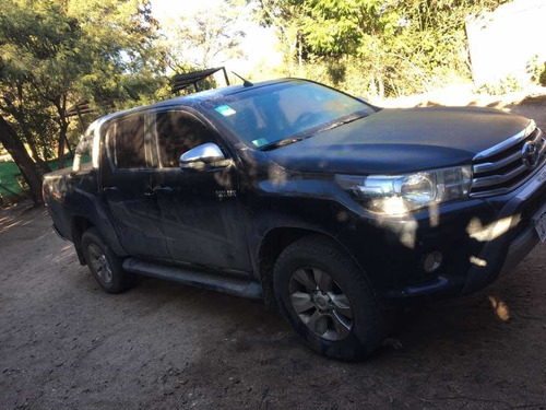 Toyota Hilux 2.8 Cd Srv 177cv 4x4 2016