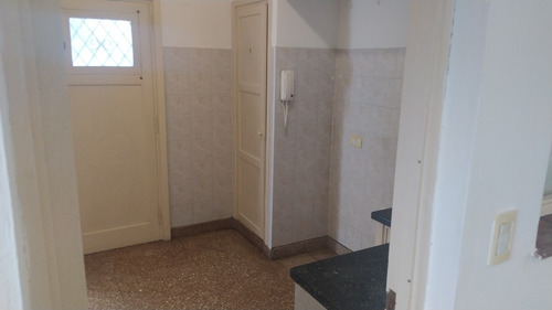 Alquilo 24 Meses P.h. Barrio Chauvin Soho