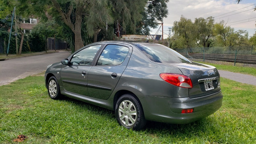 Peugeot 207 Compact Xr 1.4 2011 122.000km 4 Puertas Gnc