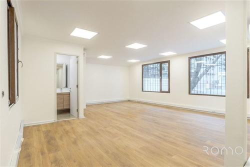 Imagen 5 de 10 de Oficina En Arriendo Las Condes: Escuela Militar