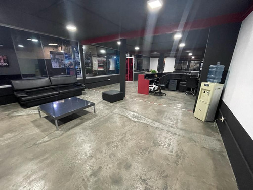 Galpón Industrial En Venta