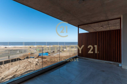 Excelente Residencia En Aldeana.