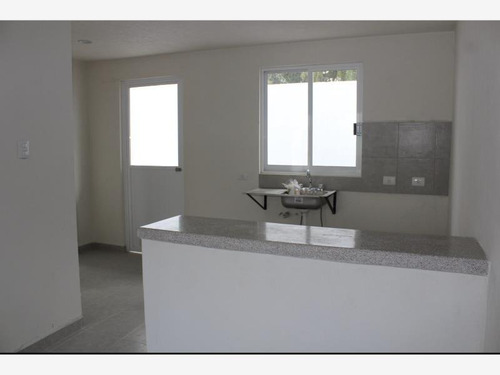 Imagen 2 de 12 de Casa Sola En Venta Las Maravillas Del Ángel