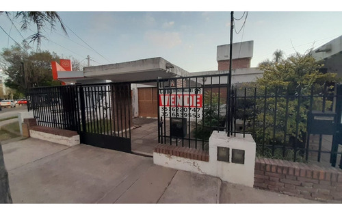 Imagen 2 de 12 de Casa A La Venta Frente Al Dino De Rodríguez Del Busto