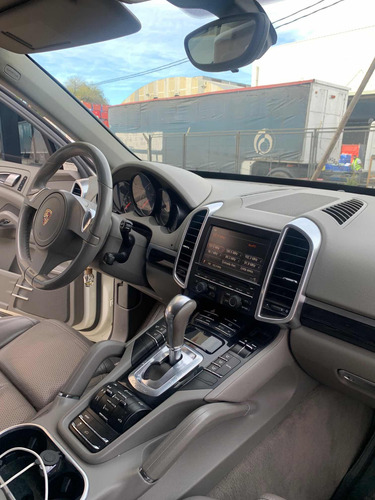 Imagen 15 de 22 de Porsche Cayenne 2011 3.0 Diesel 245cv (958)
