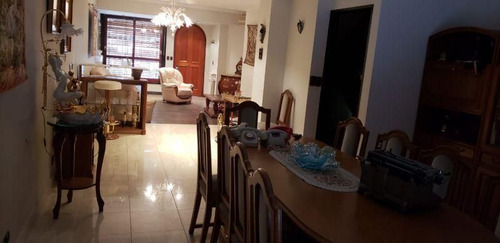 Casa En Venta En Mataderos
