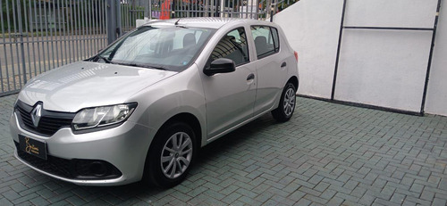 Renault Sandero Auth 10