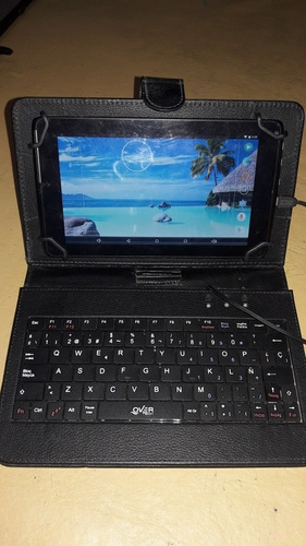 Tablet 7 Soyi S701 + Funda + Teclado