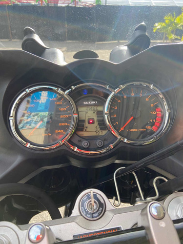 Imagen 4 de 14 de Suzuki Vstrom