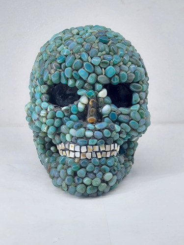 Cráneo Incrustado De Jadeita Mineral Natrural Y Obsidiana 