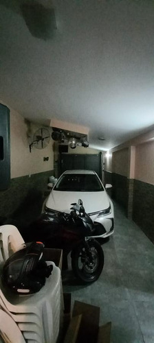 Casa Venta - 4 Dormitorios 3 Baños - 459mts2 Totales - Berisso