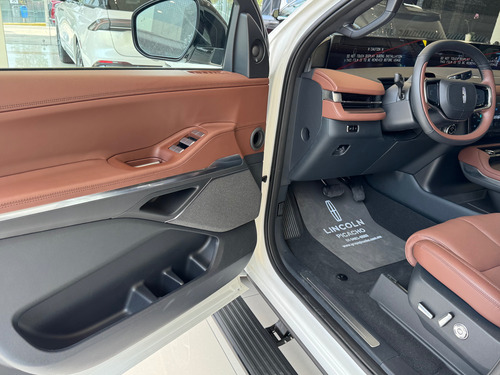 Lincoln Navigator L Reserve