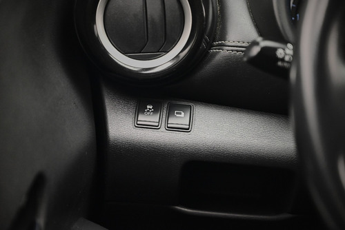Nissan Kicks EXCLUSIVE 1.6 AT