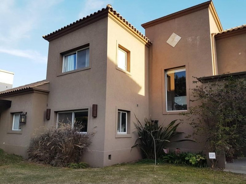 Imagen 3 de 16 de Casa En Venta En Buenos Aires Village