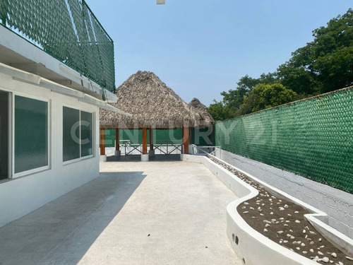 Casa En Venta, Petrolera, Minatitlan, Veracruz.
