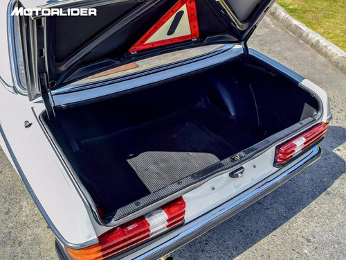 Imagen 22 de 25 de Mercedes-benz 250s | Permuta / Financia