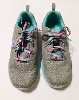 skechers relaxed fit hombre gris