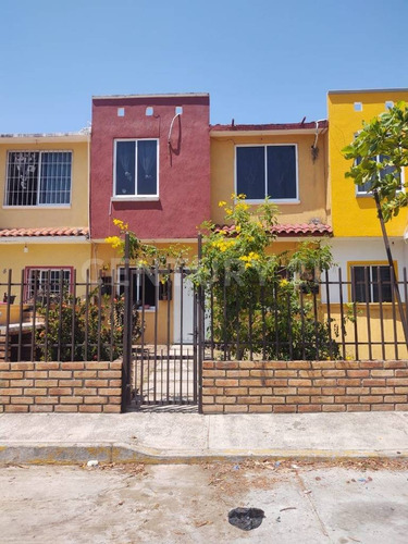 Casa En Venta En Pijijiapan, Chiapas