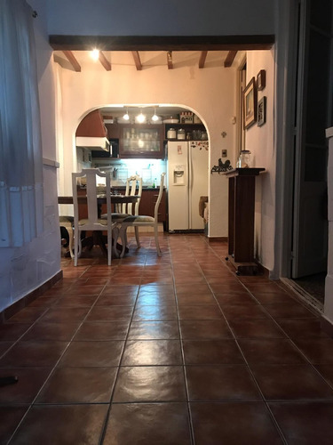 Casa En Venta 3 Dormitorios En Tres Cruces