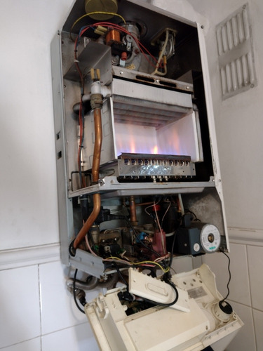 Imagen 4 de 4 de Service Reparación Calderas Ocean Peisa Baxi Caldaia Ariston