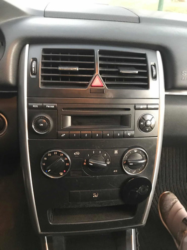 Mercedes-benz 200 Manual Plus