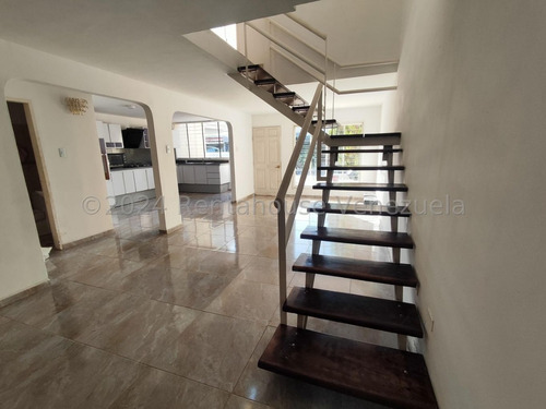 Nz* 24-14325 Te Vende Esta Casa (duplex) En La Rosaleda, Lara