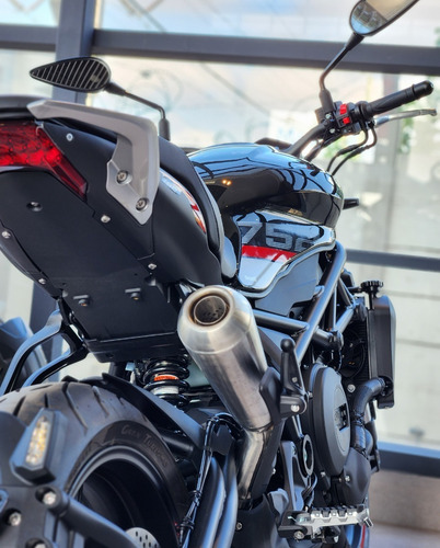 Imagen 8 de 25 de Benelli 752 S - Mejor Contado - Ahora 12/18 No Mt-07 Z400 F