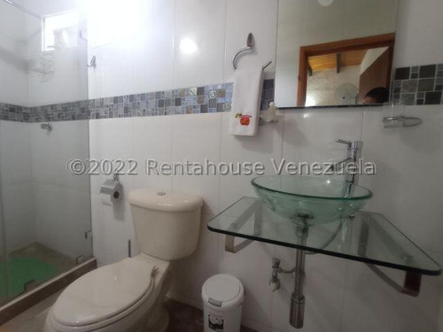Posada En Venta Ocumare De La Costa 25-15925 Jja