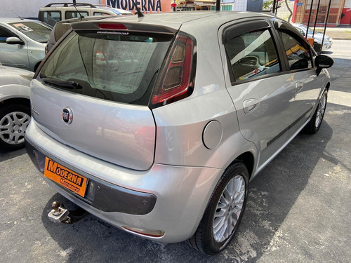 Imagem 6 de 13 de Fiat Punto Essence 1.6 16v (flex) Álcool Automático
