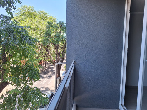 Venta Dto Seminuevo 28 Mts Estudio 1b Terraza Yungay Cumming
