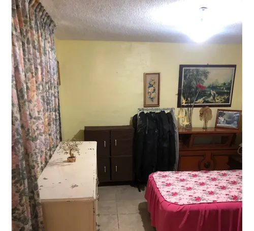 Amplia Casa En Col. Benito Juárez Nezahualcóyotl