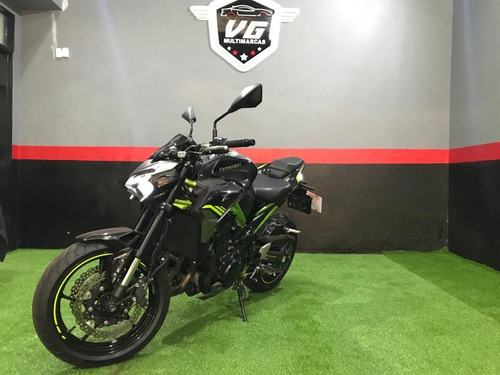 Kawasaki Z900 Cinza 2021