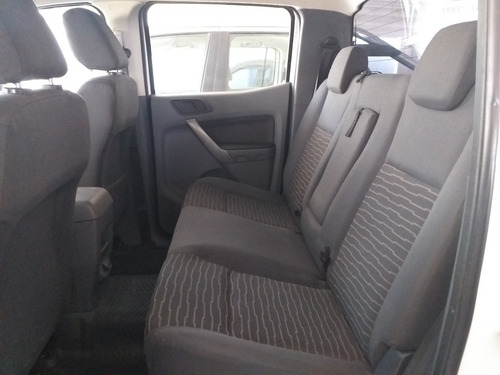 Imagen 9 de 15 de Ford Ranger 3.2 Cd 4x4 Xls Tdci 200cv 2013