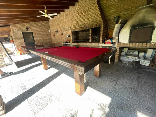 Mesa De Pool Profesional Genesis + Kit De Accesorios Paño Rojo