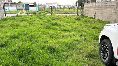 Venta Casa 3 Dormitorios + Amplio Terreno 410m2 En San José De Mayo Consulte Entrega + Financiación