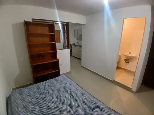 Apartaestudio En Arriendo Ubicado En Medellín Sector Laureles (27052).