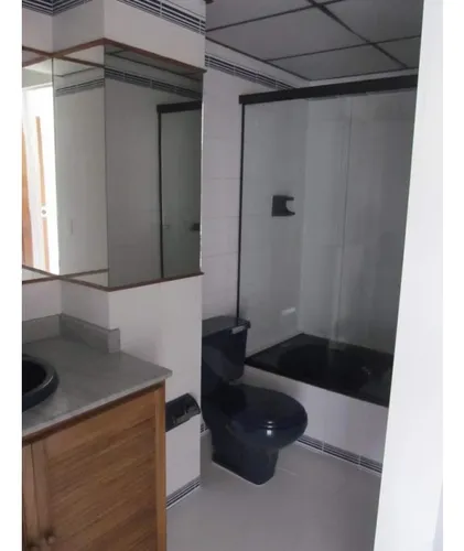 Rhbr-12333 (apto) Piso 3 (laureles)