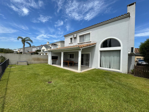 Casa En Barrancas Del Lago Nordelta, Alquiler